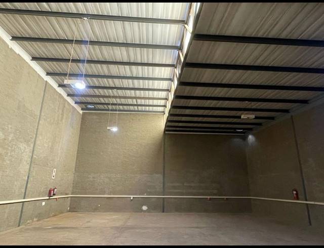 INDUSTRIAL PROPERTY TO RENT IN HENNOPSPARK